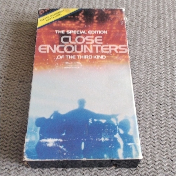 90's Close Encounters Of The Third Kind, Special Edition UFO Horror Film, VHS - Picture 2 of 7